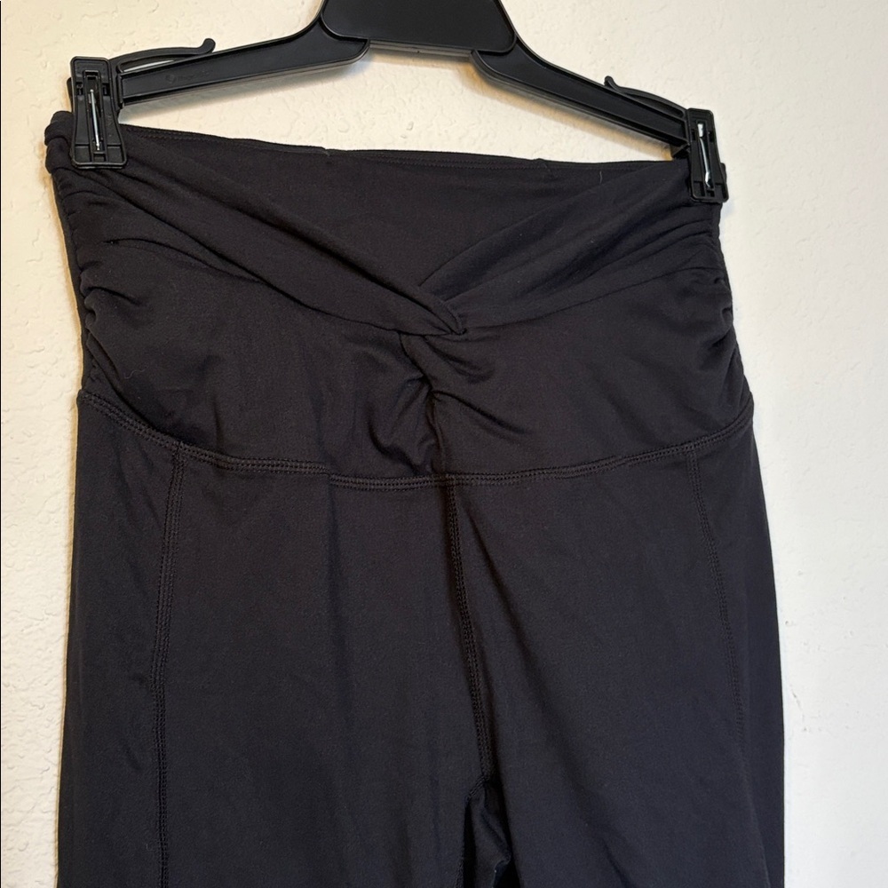 NEW Free People FP Movement Breath Deeper Black High-Waisted Leggings small - Picture 6 of 8